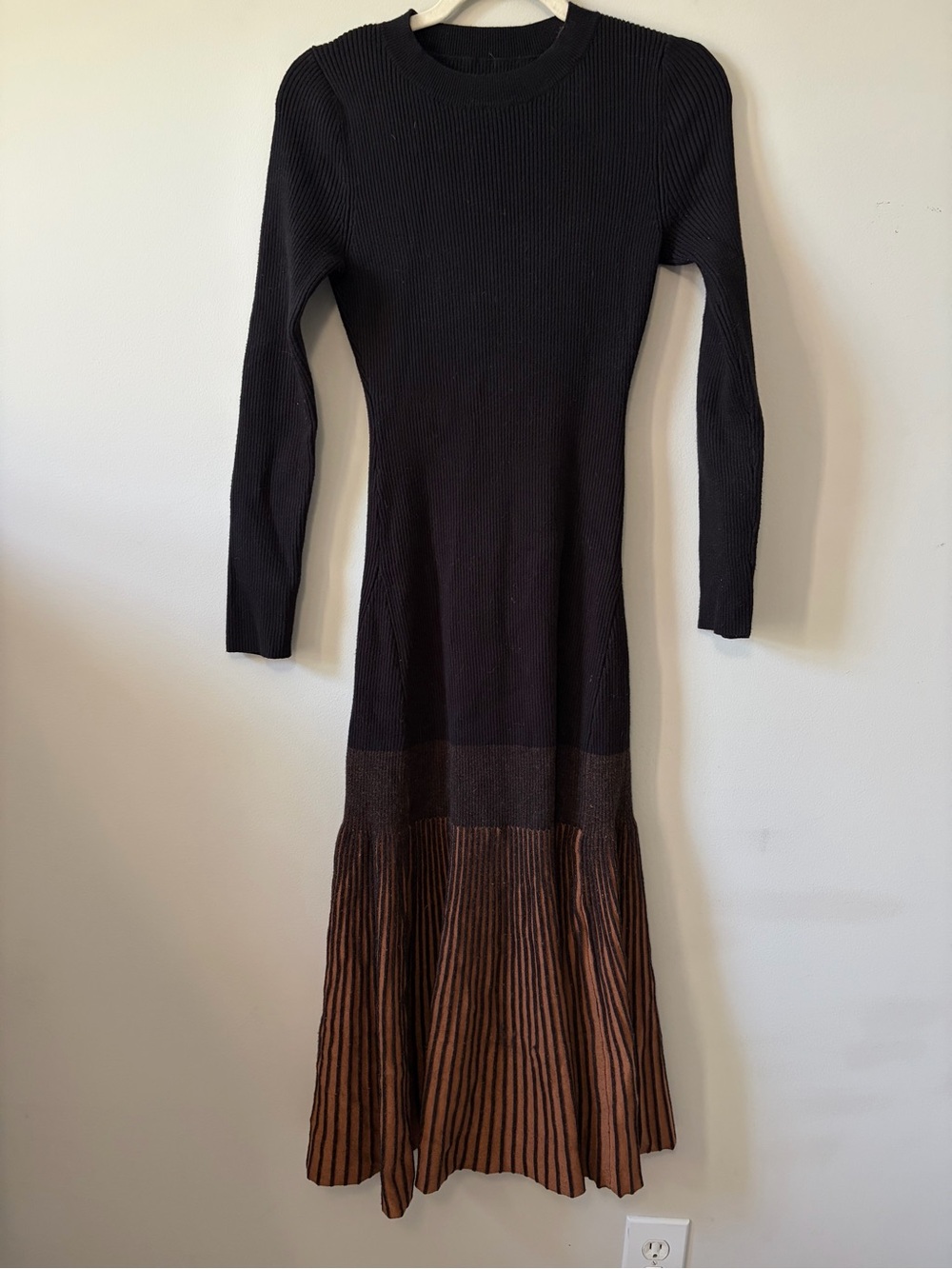 Black Ribbed Long Sleeve Maxi Dress with Brown Pleated Hem